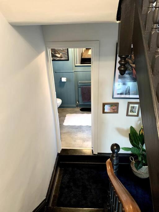 Chic Townhouse Near Tunnels Beaches Ilfracombe Eksteriør bilde